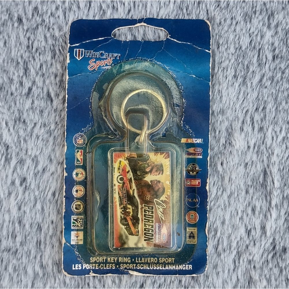 WinCraft Keychain‎